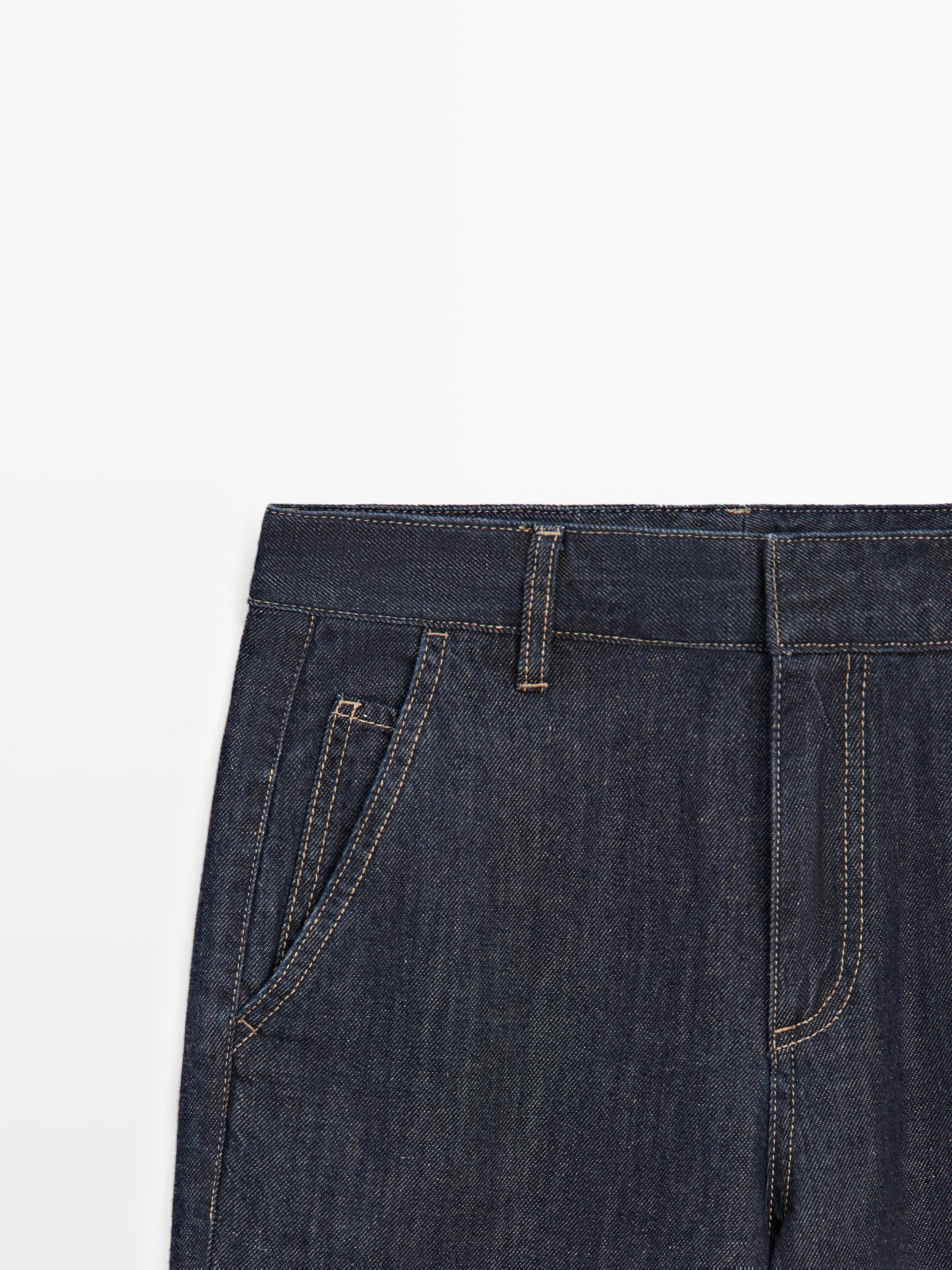 Loose straight-leg jeans